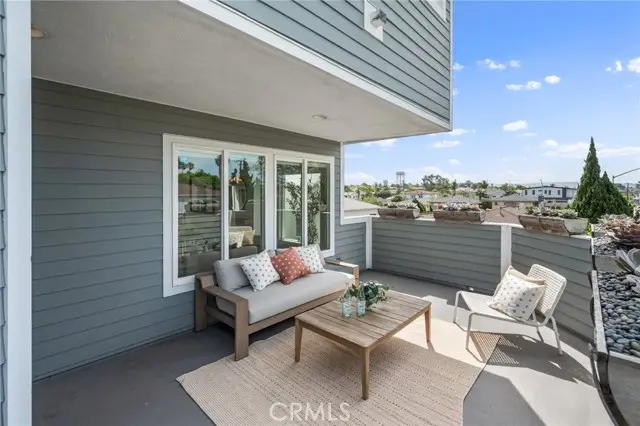 1300 12th Street  #E, Manhattan Beach, CA 90266 - #1