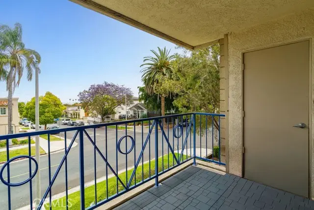1110 10th  #105, San Pedro, CA 90731 - #3