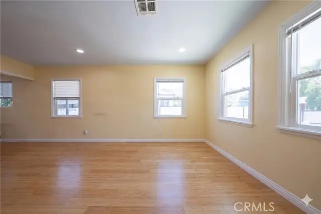 8017 Noble, Panorama City, CA 91402 - #3