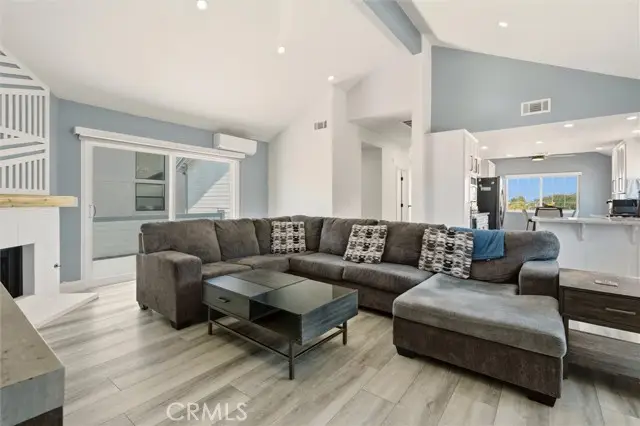 1809 Vanderbilt Lane  #C, Redondo Beach, CA 90278 - #1