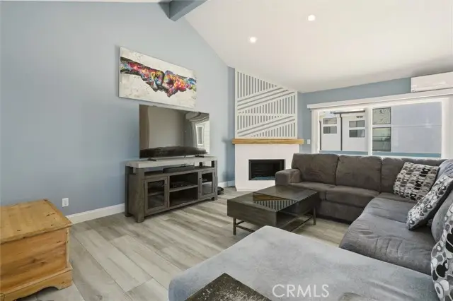 1809 Vanderbilt Lane  #C, Redondo Beach, CA 90278 - #2