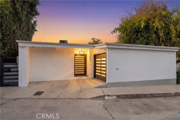 11661 Picturesque Dr, Studio City, CA 91604