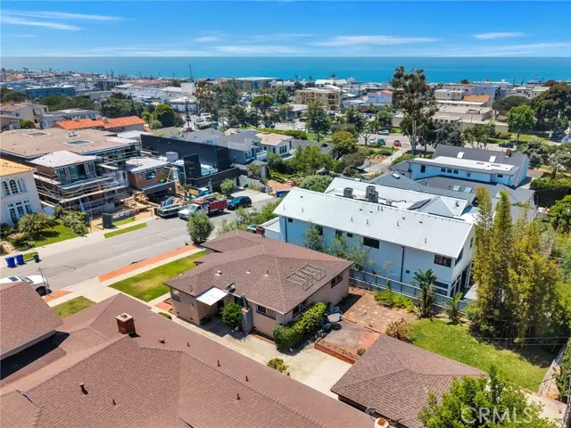 525 17th, Manhattan Beach, CA 90266 - #2