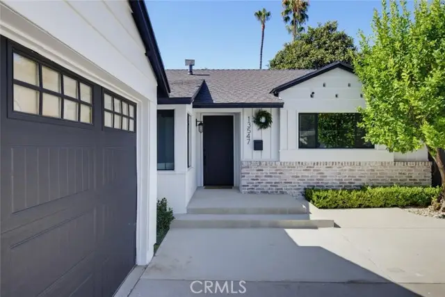 13547 Bessemer Street, Van Nuys, CA 91401 - #3