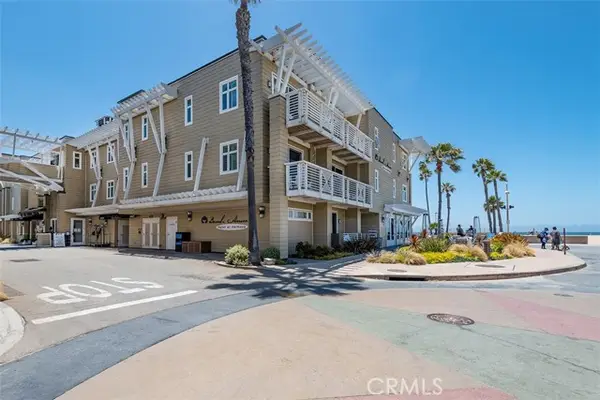 1300 The Strand  #201, Hermosa Beach, CA 90254