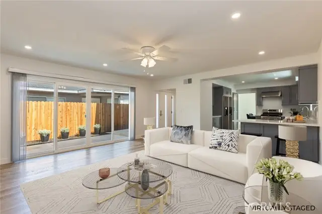 4222 137th Street, Hawthorne, CA 90250 - #1