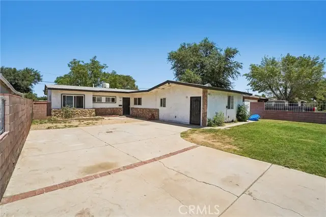 1051 Avenue J14, Lancaster, CA 93534 - #1