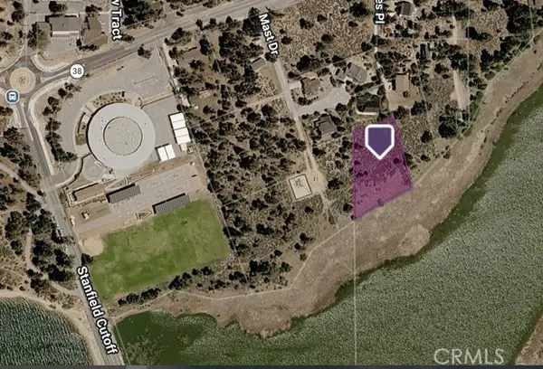38 North Shore, Big Bear City, CA 92314
