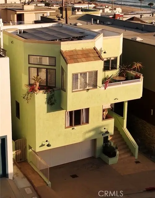 208 43rd, Manhattan Beach, CA 90266 - #1