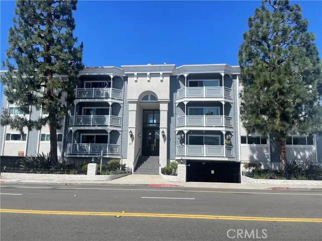 2411 Prospect Ave  #102, Hermosa Beach, CA 90254 - #1