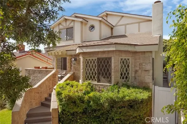 563 36th, Manhattan Beach, CA 90266
