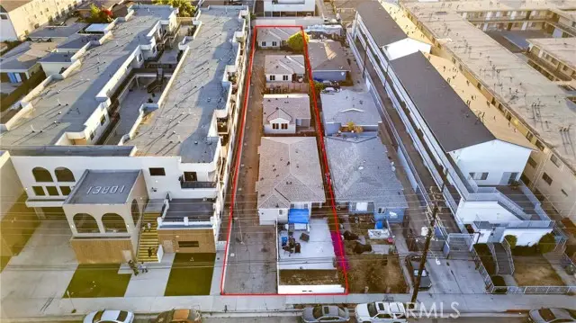 13717 Yukon Ave, Hawthorne, CA 90250 - #2