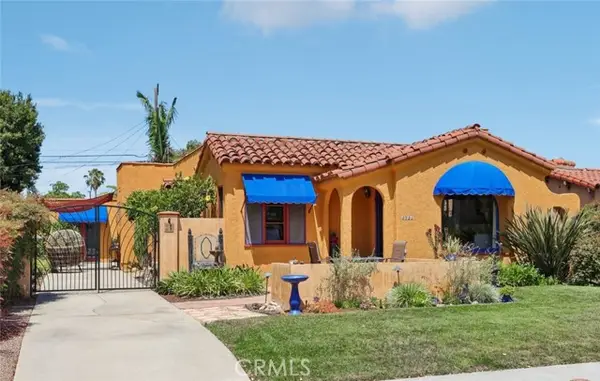 3721 Falcon Avenue, Long Beach, CA 90807