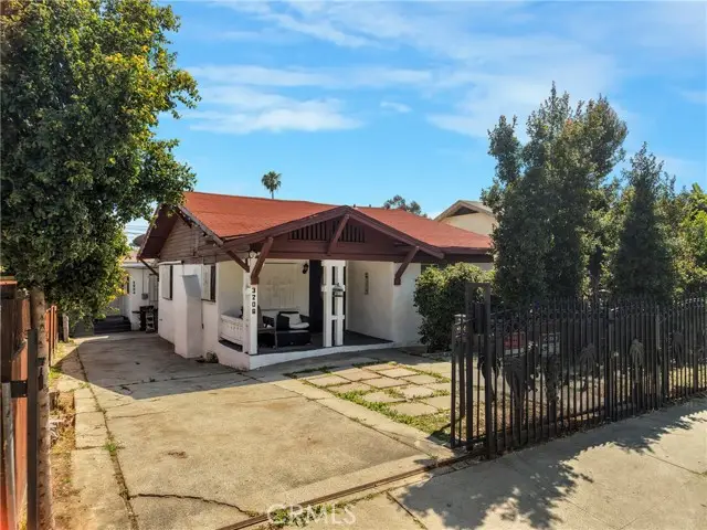 3204 27th, Los Angeles, CA 90018 - #2