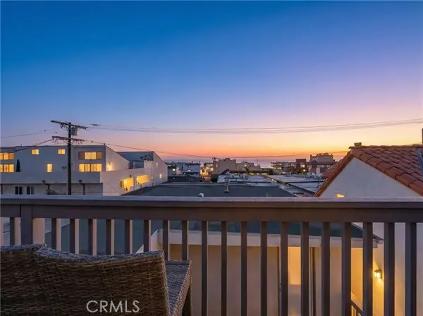 331 Manhattan Avenue, Hermosa Beach, CA 90254