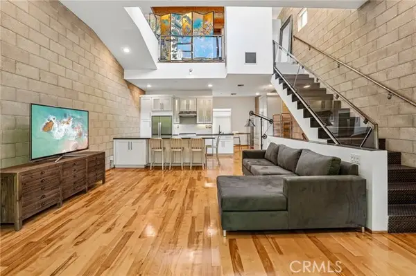 717 Highland Avenue  #21, Los Angeles, CA 90038