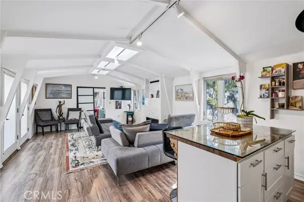 2041 Beverly Glen Boulevard, Los Angeles, CA 90077