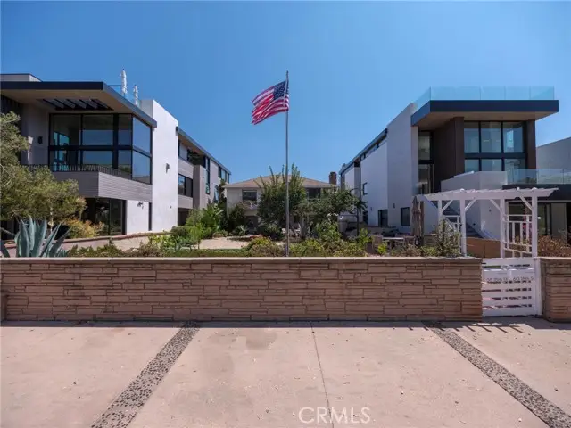 60 18th, Hermosa Beach, CA 90254 - #2