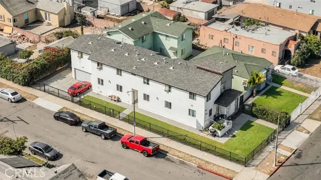 156 101st, Los Angeles, CA 90003 - #1