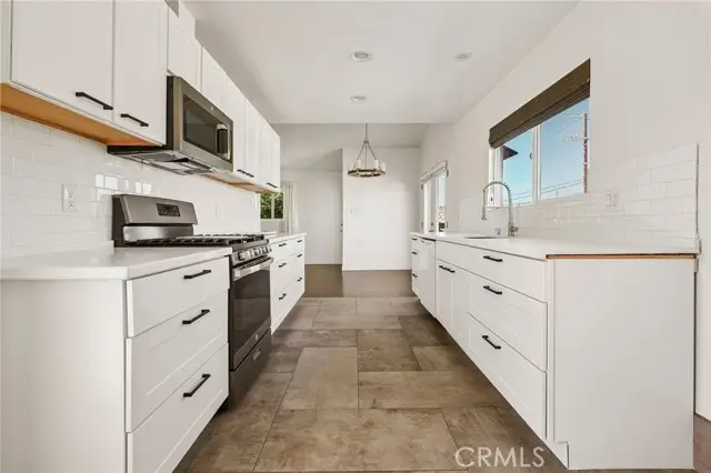 889 25th, San Pedro, CA 90731 - #3