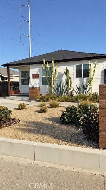 5037 138th Street, Hawthorne, CA 90250 - #2