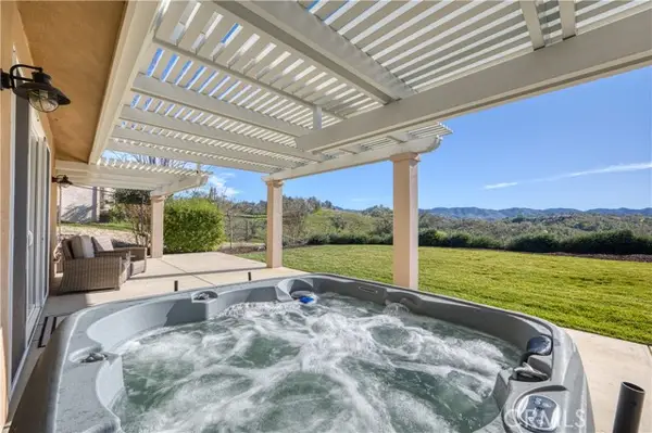 2210 Holly Drive, Paso Robles, CA 93446