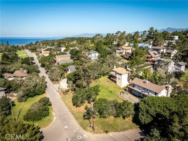 1606 Saint James, Cambria, CA 93428 - #2