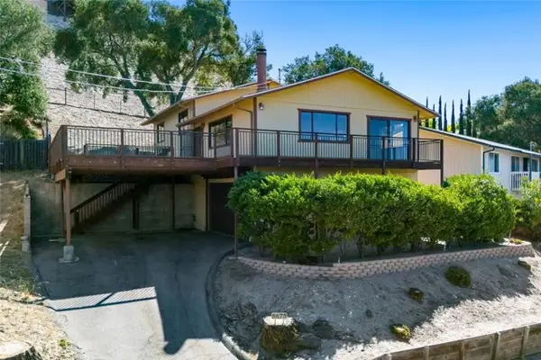 5675 Hermosilla Avenue, Atascadero, CA 93422