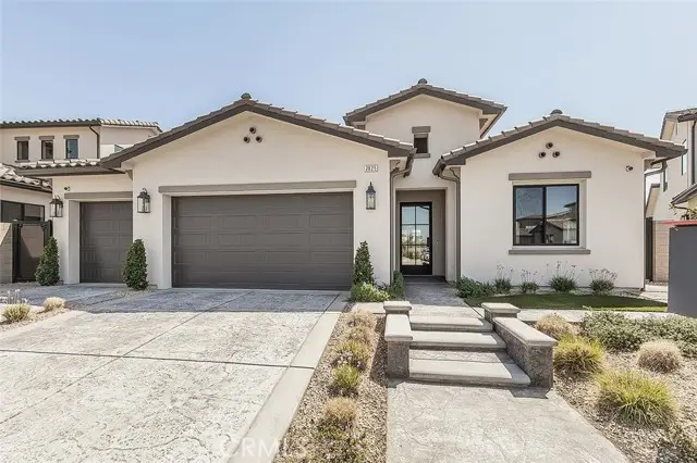 2825 Beech Tree, Clovis, CA 93619 - #1