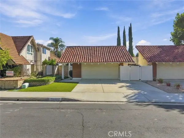 27108 Rio Pecos, Valencia, CA 91354