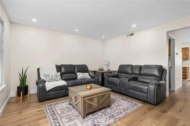 1261 Parque Dr, Chico, CA 95926 - Image #2