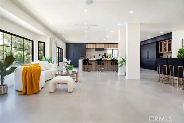 6849 Firmament Avenue, Van Nuys, CA 91406