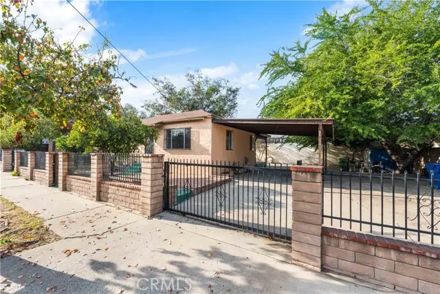 10004 San Fernando Rd, Pacoima, CA 91331 - #1