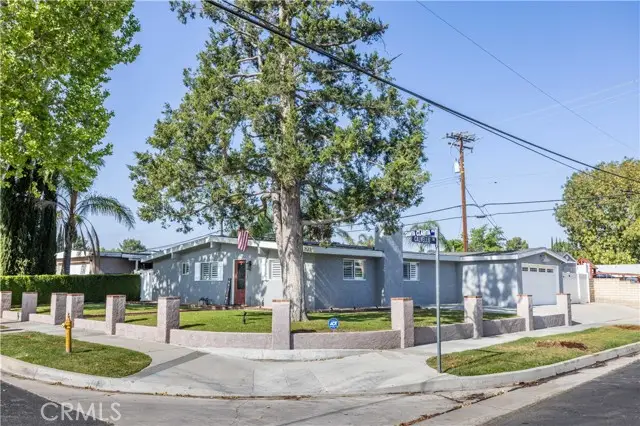 27573 Santa Clarita Road, Saugus, CA 91350 - #1