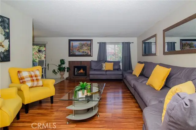 28948 Marilyn Drive, Canyon Country, CA 91387 - #2