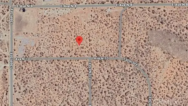 132 Vic Avenue N9, Palmdale, CA 93591