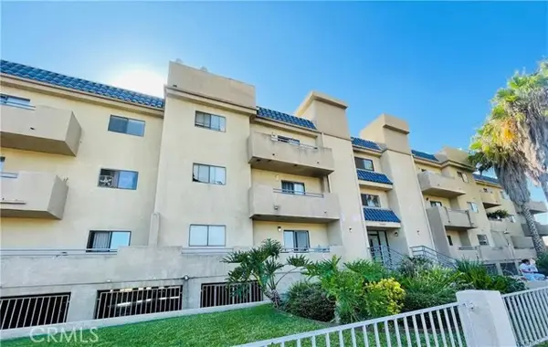 10901 LAUREL CNY BLVD #209, San Fernando, CA 91340