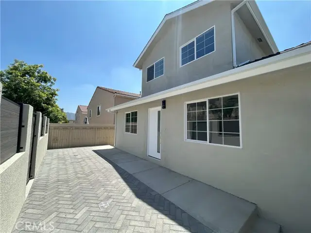 10363 Commerce Avenue, Tujunga, CA 91042 - Image #3
