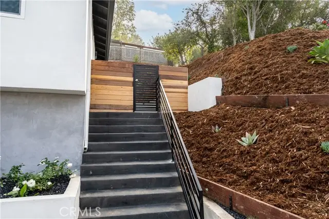 3362 Bellota Way, Los Angeles, CA 90027 - Image #3