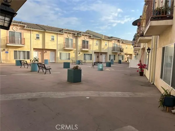 12375 Osborne Place  #07, Pacoima, CA 91331