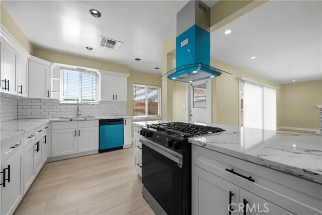 12554 Lorne, North Hollywood, CA 91605 - Image #1