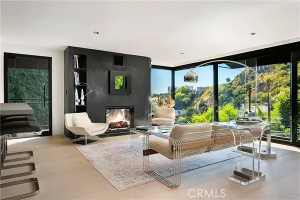 1782 Viewmont Drive, Los Angeles, CA 90069