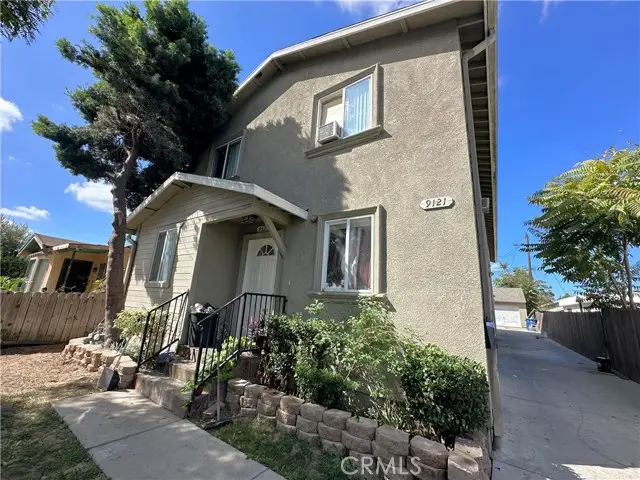 9121 Orchard, Los Angeles, CA 90044 - #1