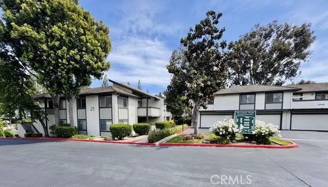 1344 Hillcrest Drive  #34, Thousand Oaks, CA 91362 - Image #1
