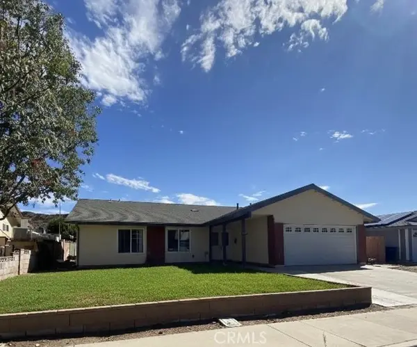 28144 Alaminos Drive, Saugus, CA 91350