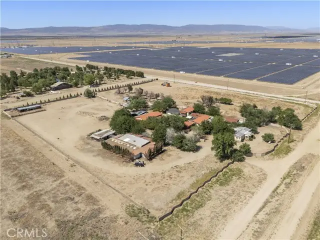 15374 Gaskell Road, Rosamond, CA 93560 - #1
