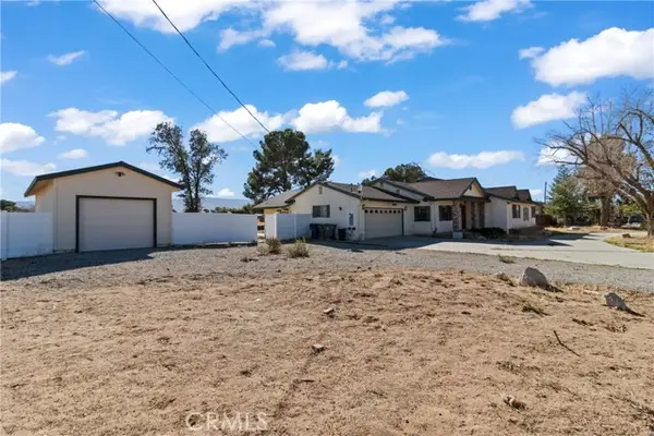 2110 Avenue M8, Palmdale, CA 93551