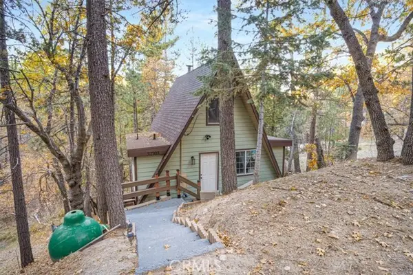 32703 Tulip, Running Springs, CA 92382