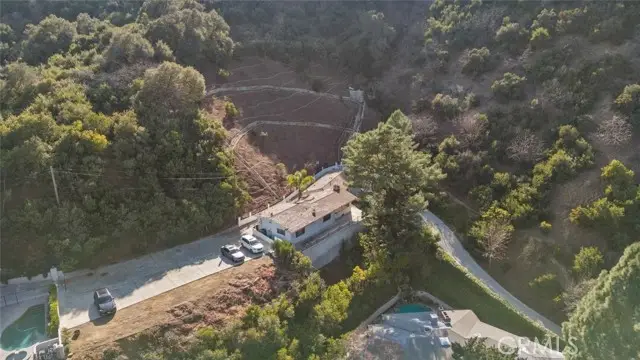 3277 Longridge Terrace, Sherman Oaks, CA 91423 - Image #2