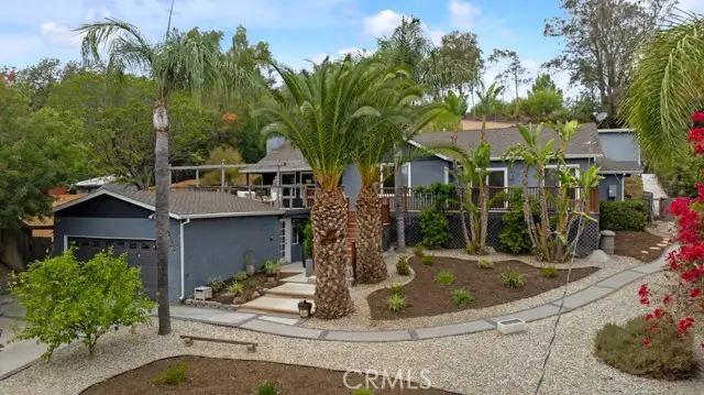 19419 Oxnard Street, Tarzana, CA 91356 - Image #2